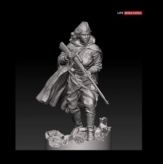 Life Miniatures 35002 1/35 WWII Red Army Female Sniper - Model Figures