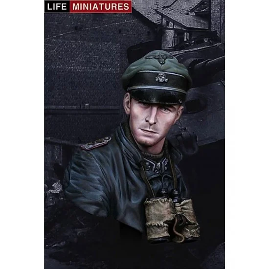 Life Miniatures B002 1/10 Joachim Peiper Bust - Model Figures