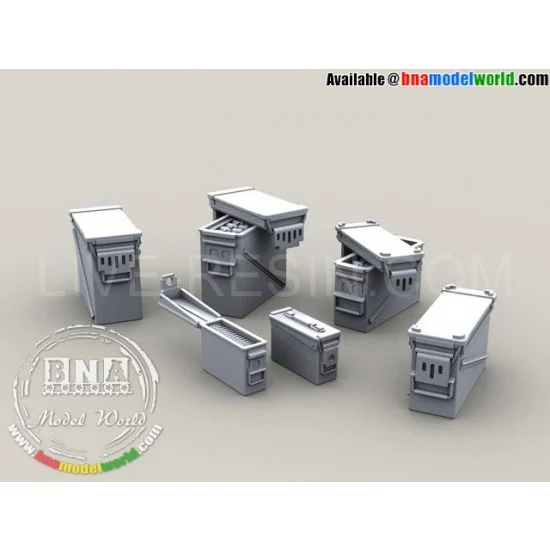 Live Resin LRE35016 1/35 M240B Spare Barrels, Ammo Boxes, Ammo Belts - Model Figures