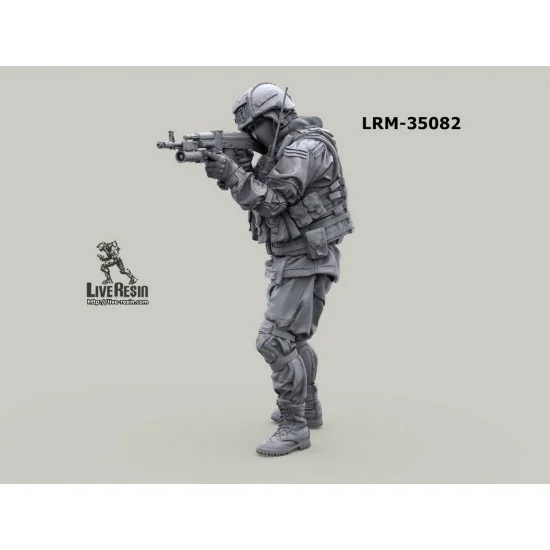 Live Resin LRM35082 1/35 Russian Army Soldier In Modern Infantry Combat Gear System, In Action, Set 23 - Model Figures