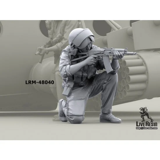 Live Resin LRM48040 1/48 Soviet Helicopter Pilot Escaped, w/AKMS, Afghan War #9 - Model Figures