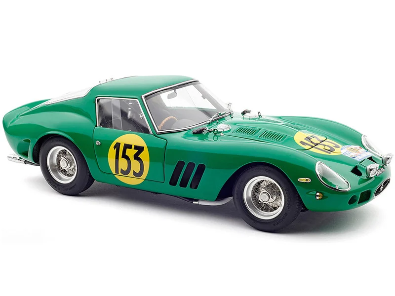 Ferrari 250 GTO #153 David Piper - Dan Margulies "Tour de France" (1962) Limited Edition to 2200 pieces Worldwide 1/18 Diecast Model Car by CMC