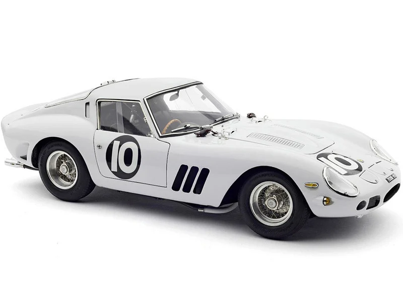 Ferrari 250 GTO #10 Graham Hill 2nd Place "Tourist Trophy - Goodwood" (1962) Limited Edition to 2200 pieces Worldwide 1/18 Diecast Model Car by CMC