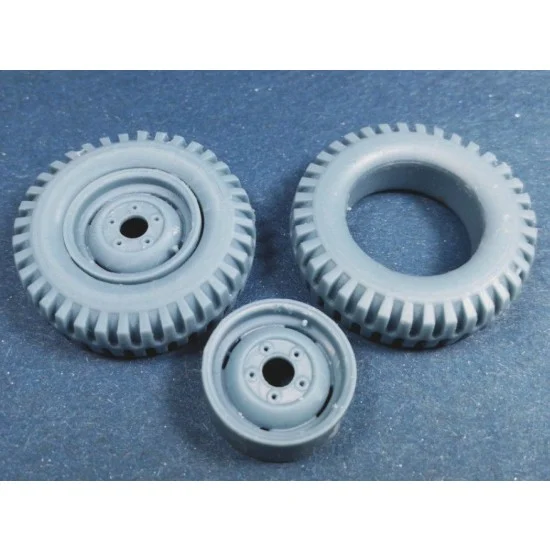 Minor 438001 1/43 Land Rover 7.50 x 16 Military Pattern Wheels - Military Vehicles & Tanks