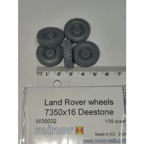 Minor 358032 1/35 Land Rover 7.50 Deestone Wheels - Military Vehicles & Tanks