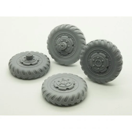 MacOne 35553 1/35 M3 Scout Car Wheels w/Directional Tyres for Tamiya kits - Military Vehicles & Tanks
