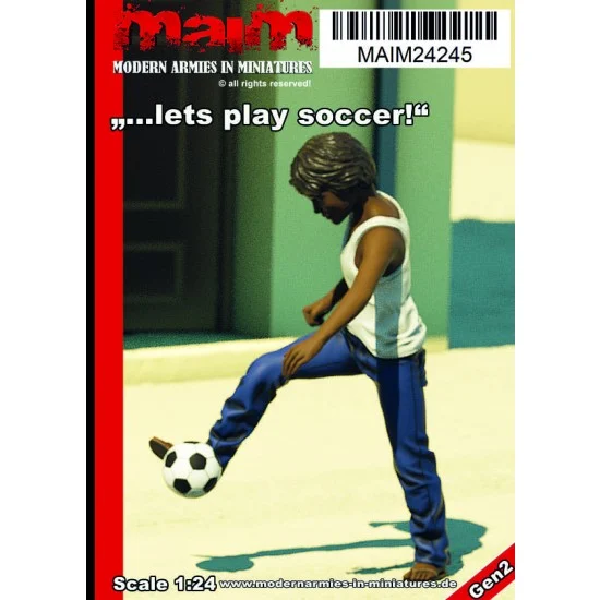 MAiM 24245 1/24 "Lets Play Soccer" - Boy with Ball