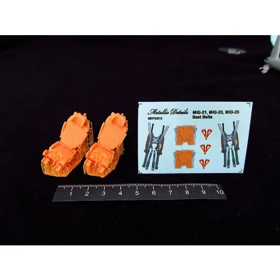 Metallic Details MDR3239 1/32 KM-1M Ejection Seats (2pcs)