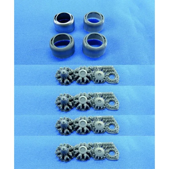 Metallic Details MDR7264 1/72 Consolidated B-24D Liberator Cowlings with PW R-1830 Engines for Italeri kits