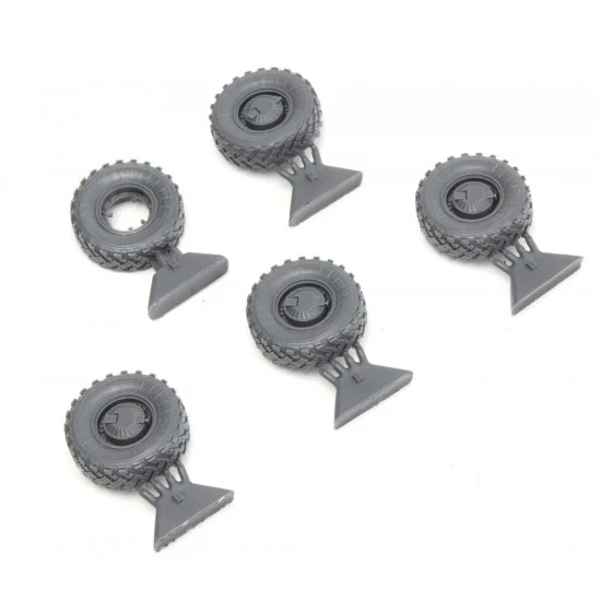 Meng SPS025 1/35 Russian Armoured High-Mobility Vehicle GAZ-233014 STS Tiger Sagged Wheels Set (Resin)