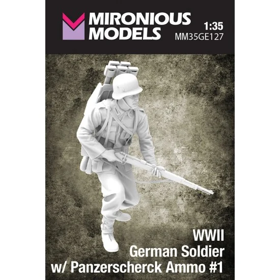 Mironious MM35GE127 1/35 WWII German Soldier with Panzerscherck Ammo #1 - Model Figures
