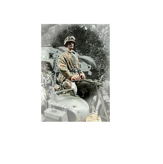MK35 F046 1/35 WWII German SS Despatch Rider 1944 - Model Figures