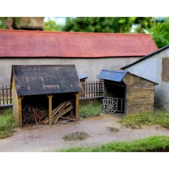 Model Scene 91513 TT Scale 2 Wooden Sheds - Scenics & Diorama