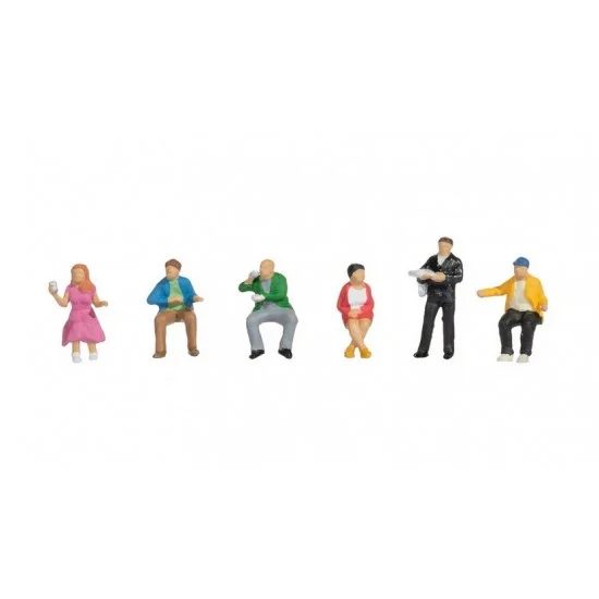 NOCH 15239 HO Scale In the Dining Car (6 coloured figures with accessories) - Model Figures