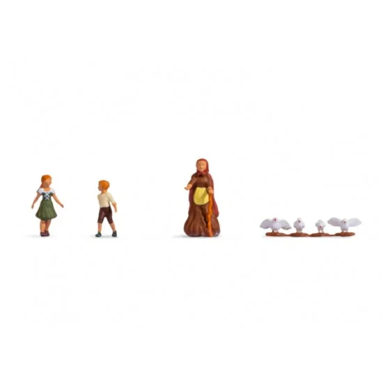 NOCH 15804 HO Scale Hansel and Gretel with Witch - Model Figures