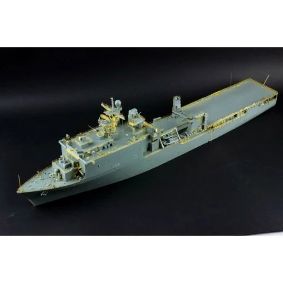 Orange Hobby N03-130 1/350 USS Harpers Ferry (LSD-49) Dock Landing Ship (Complete Resin kit)