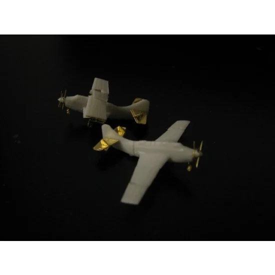 Orange Hobby N07-103 1/700 Fairey Gannet AS.4 (4 Sets: Resin+PE)
