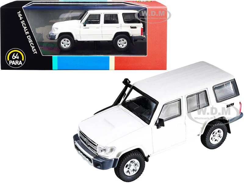Toyota Land Cruiser 76 French Vanilla Pearl White 1/64 Diecast Model Car by Paragon Models - Toyota Models