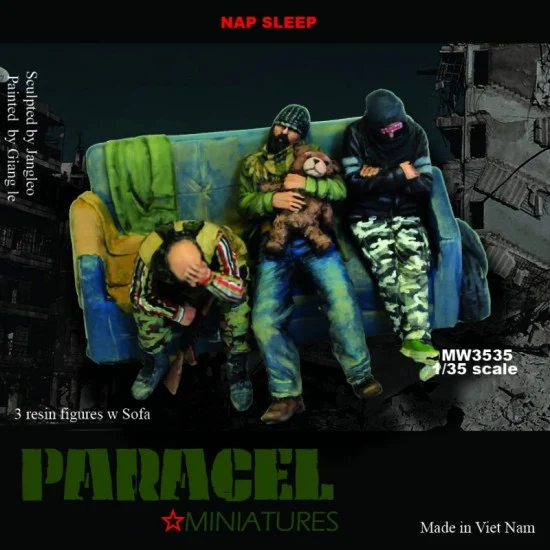 Paracel Miniatures BMW3506 1/35 Nap Sleep (3 figures and sofa) - Model Figures