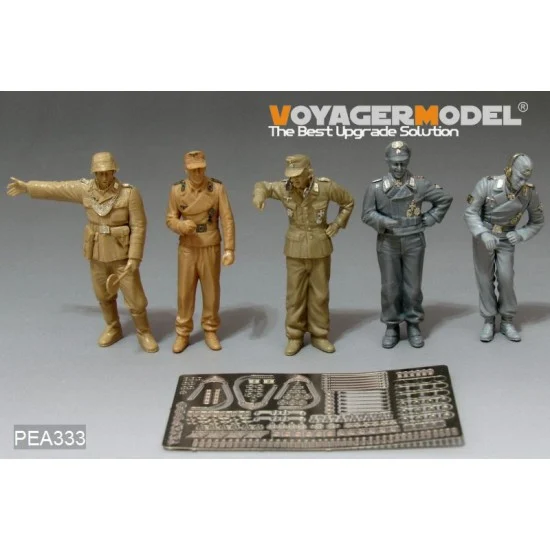 Voyager PEA333 1/35 WWII German Soldiers Insignia (Universal) - Model Figures