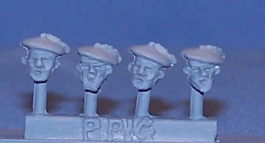 PIG060091 - SCW CARLIST BERET HEADS