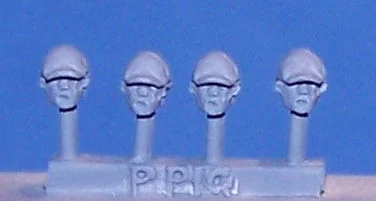 PIG060118 - BASEBALL CAPS