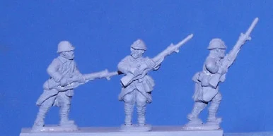 PIG160173 - FRENCH LATE WAR ADVANCING WITH BAYONET