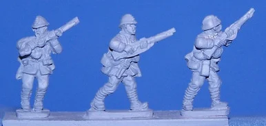 PIG160180 - FRENCH LATE WAR ASSAULT TROOPS WITH RIFLE