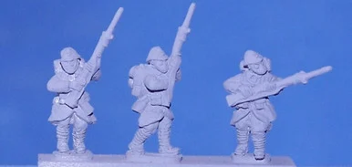PIG160189 - FRENCH LW GASMASKS ADVANCING