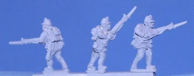 PIG160198 - GERMAN EW JAEGERS ADVANCING