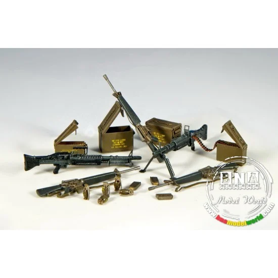 Plus Model 316 1/35 US. Weapons - Vietnam War