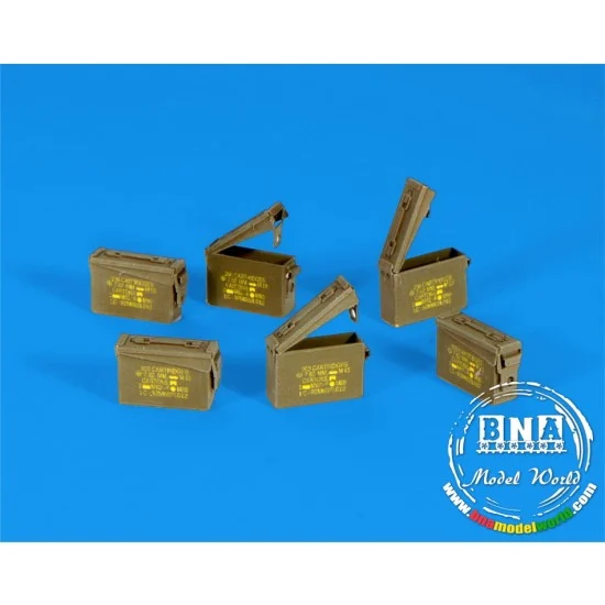 Plus Model 317 1/35 US. Ammunition Boxes cal. 7.62 - Model Figures