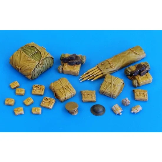 Plus Model 4047 1/48 WWI British Rucksack set (22 Resin parts) - Scenics & Diorama