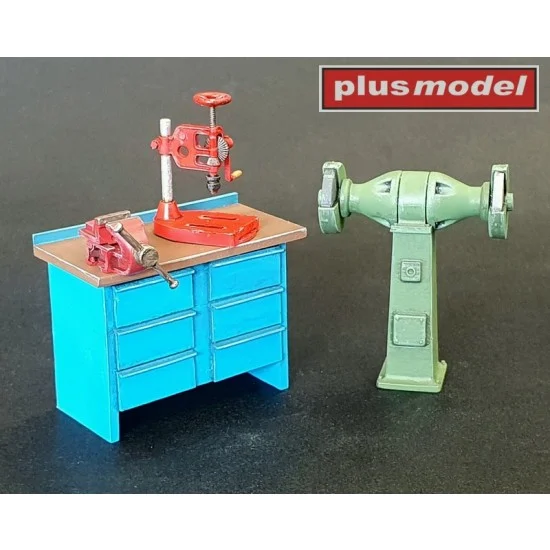 Plus Model 588 1/35 Workshop Grinder - Scenics & Diorama