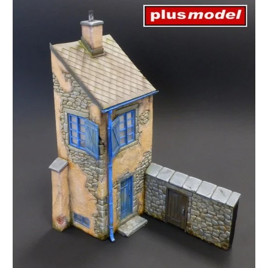 Plus Model 625 1/35 French House - Scenics & Diorama