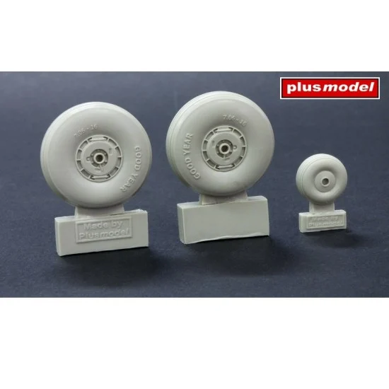 Plus Model AL4066 1/48 Douglas C-47 Skytrain Wheels w/Cover