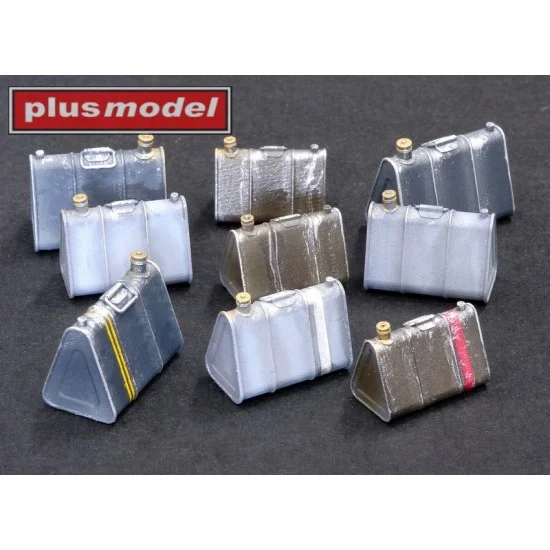 Plus Model DP3007 1/35 German Triangular Canisters - Scenics & Diorama