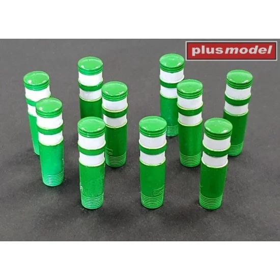 Plus Model DP3015 1/35 Direct Columns (10 posts) - Scenics & Diorama
