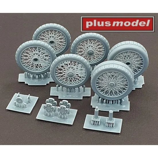 Plus Model DP3016 1/35 WWI Lanchester Wheels Set - Military Vehicles & Tanks