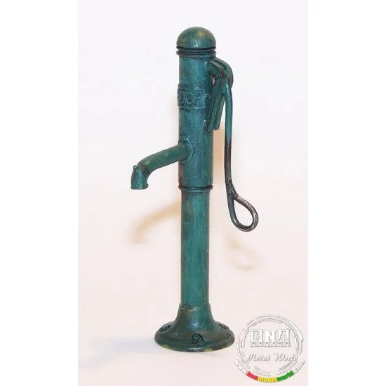 Plus Model EL039 1/35 Garden Pump - Scenics & Diorama