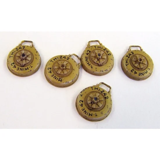 Plus Model EL056 1/35 German Antitank Mines - Scenics & Diorama
