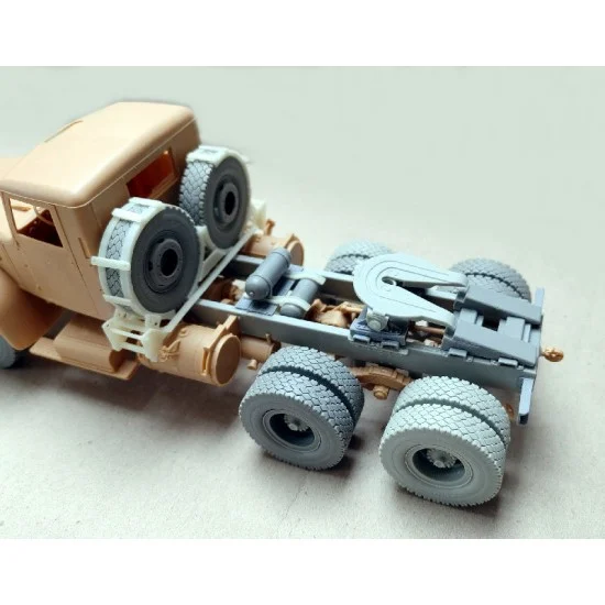 PanzerShop 35291 1/35 KraZ-258V Saddle Tractor Conversion Set for HobbyBoss KraZ-255
