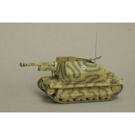 PanzerShop V35C110 1/35 10.5cm LeFH16(Sf) auf PzKpfw.FCM(f) - Military Vehicles & Tanks