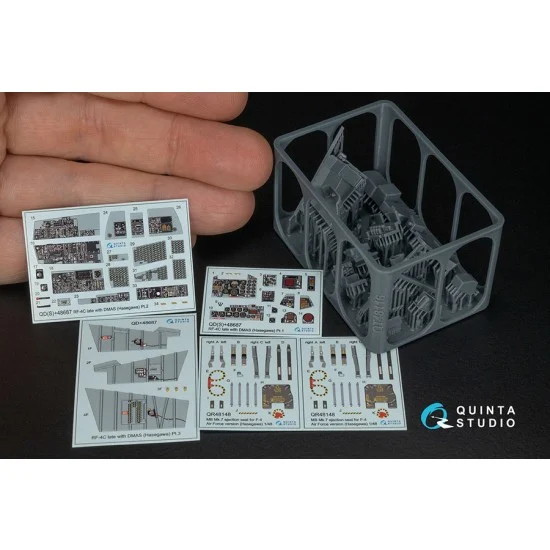 Quinta Studio QD+48687 1/48 RF-4C Phantom II (late with DMAS) Interior 3D Decal (Hasegawa) with parts
