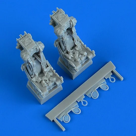 QuickBoost 48913 1/48 British Phantom FG.1/FGR.2 Seats w/Safety Belts - Model Planes