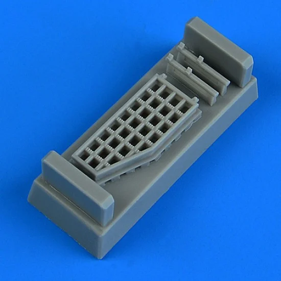 QuickBoost 49088 1/48 Z-37 Cmelak Step Board for MACO kits