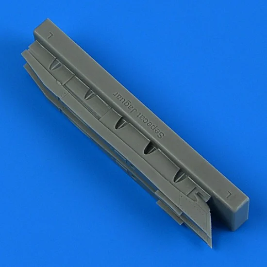 QuickBoost 49167 1/48 Sepecat Jaguar GR.1/GR.1A Upper Pylons for Airfix kits - Model Planes