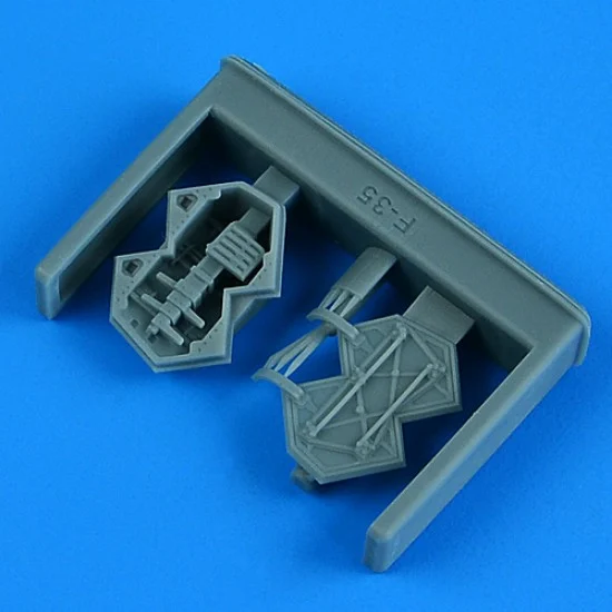 QuickBoost 72704 1/72 F-35A/B/C Lightning II Ladder (closed) for Tamiya kits