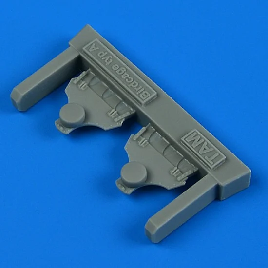 QuickBoost 72725 1/72 F4U-1 Corsair ''Birdcage'' Headrest Type A for Tamiya kits