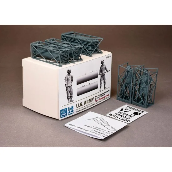 R2 Miniatures R31-48 1/48 AH-64 Apache Helicopter Hydra 70 and Ground Crew set for Hasegawa kits
